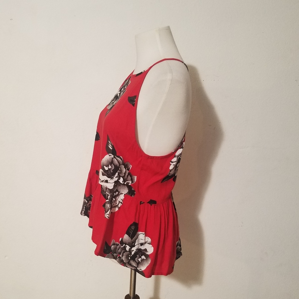 Volcom Red Top - Picture 2 of 10